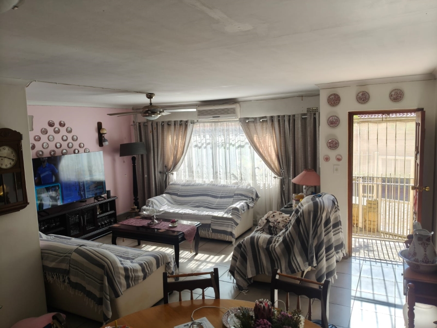 3 Bedroom Property for Sale in Rustenburg Central North West